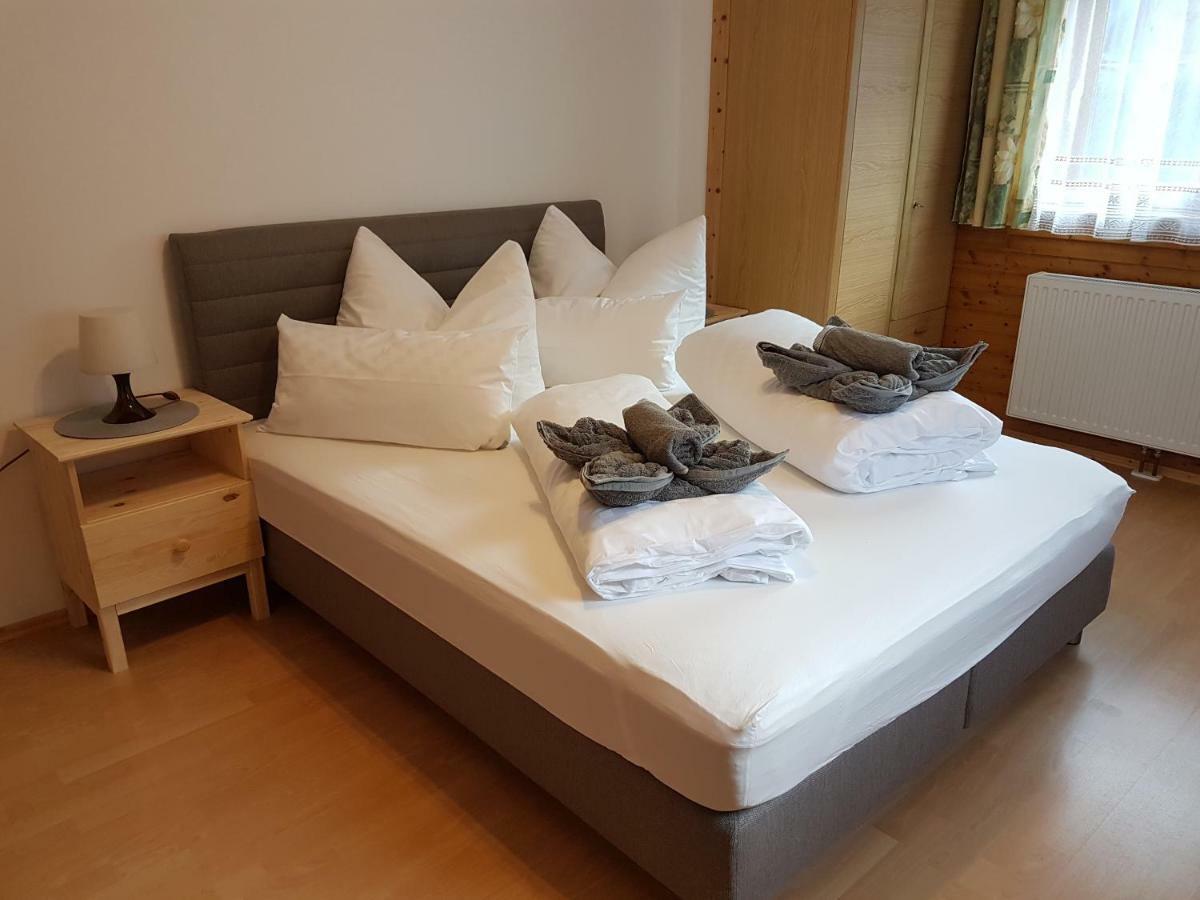 Ferienwohnung Dominik Нойщифт им Щубайтал Екстериор снимка